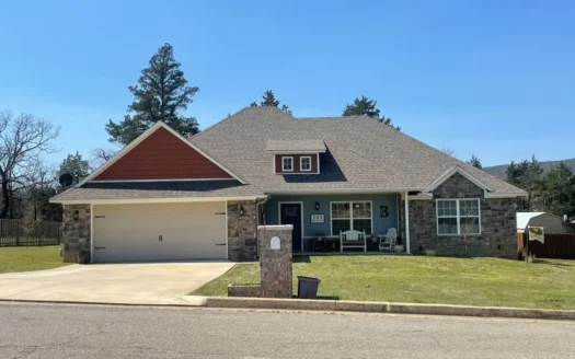 Custom Built 3 Bedroom 2 Bath Poteau Home for Sale
