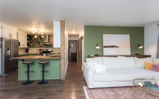 Home for Sale in Bella Vista