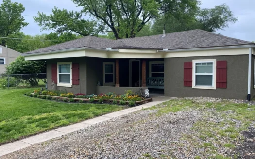 Home for Sale in Lawrence Kansas