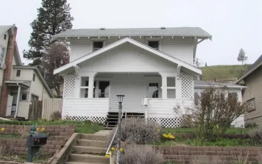 Great Price Colfax Washington Home!