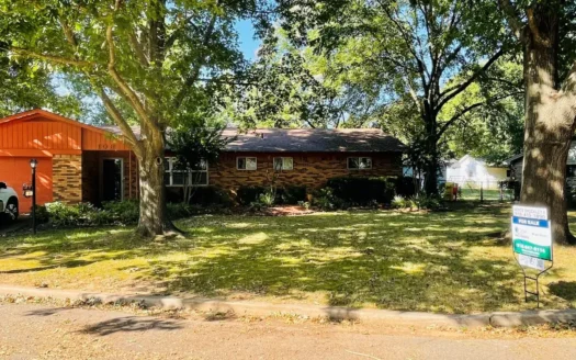 Home for Sale in Poteau, Oklahoma