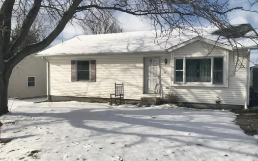 Home in Hamilton, Il