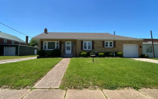 Immaculate 3 Bedroom Brick Home for Sale in Hermann, Mo!