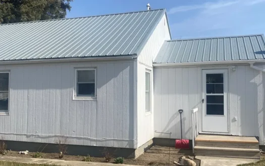 Home for Sale in Conrad, Mt