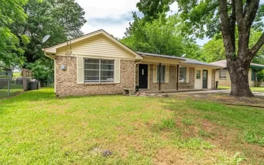 Home in Town for Sale Paris Texas Lamar County