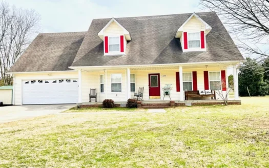 House for Sale in Melbourne, Arkansas