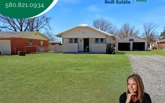 Home for Sale in Erick, Oklahoma