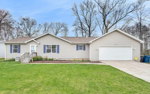 Move-in Ready Home in Kalamazoo County for Sale!