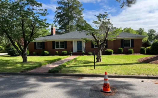 Beautiful Well Maintained Brick Ranch Style Home