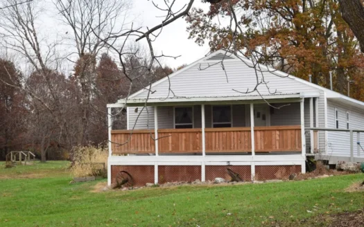 2 Bed, 1 Bath Home in Newton, Il