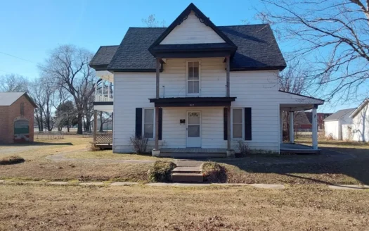 Home in Town for Sale in Chelsea Oklahoma