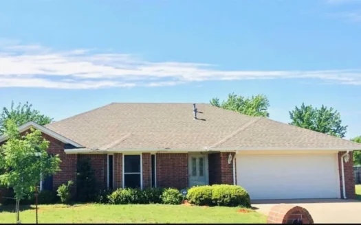 Home for Sale in Elk City, Oklahoma