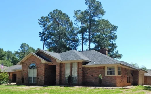 Home in Town for Sale Reno Texas Lamar County