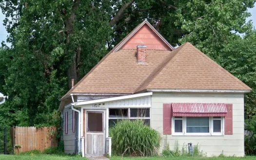 Home for Sale in Chanute, Ks