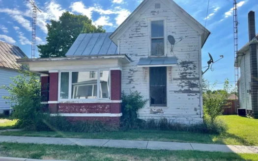 Home for Sale Farmland, Indiana