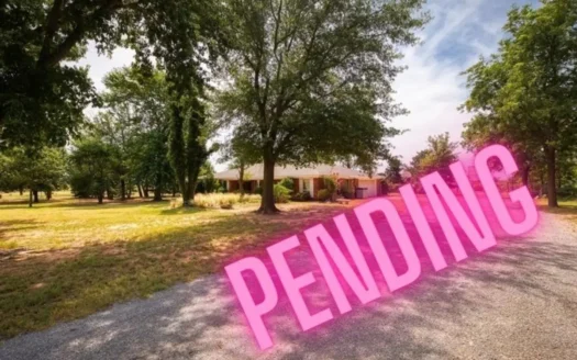 Home for Sale Near Sayre, Oklahoma