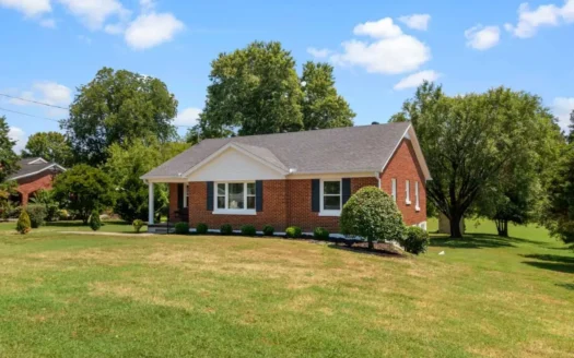 Home in Town for Sale in Columbia, Tennessee