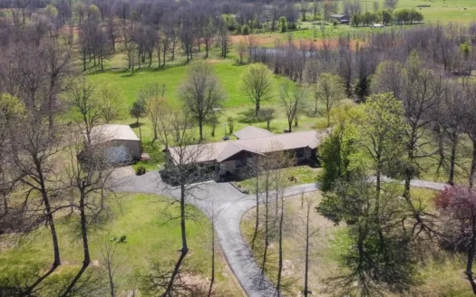 Rural Home for Sale with Large Shop in West Plains, Mo