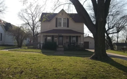 Home for Sale in Chanute, Ks