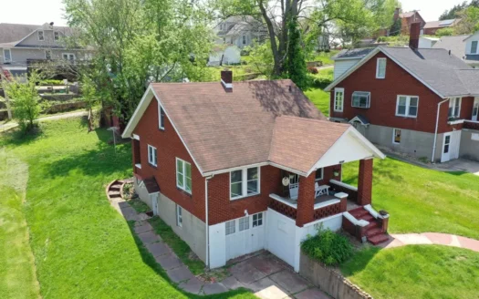 Adorable Brick Home in Hermann, Mo