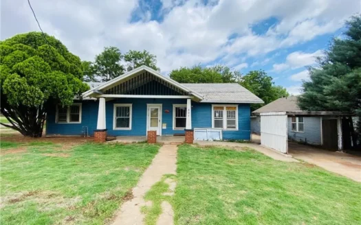 Home for Sale in Elk City, Oklahoma
