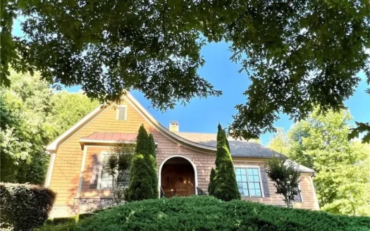 Gorgeous Home in Ball Ground, Georgia