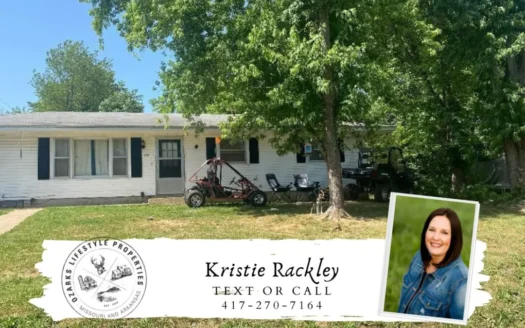 Home in Town for Sale in Alton, Mo