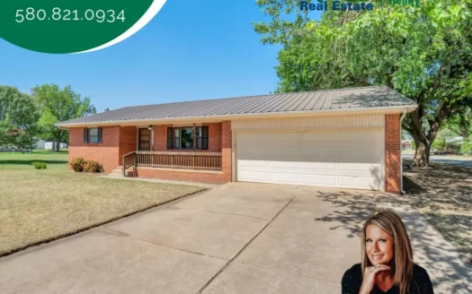 Home for Sale in Erick, Oklahoma