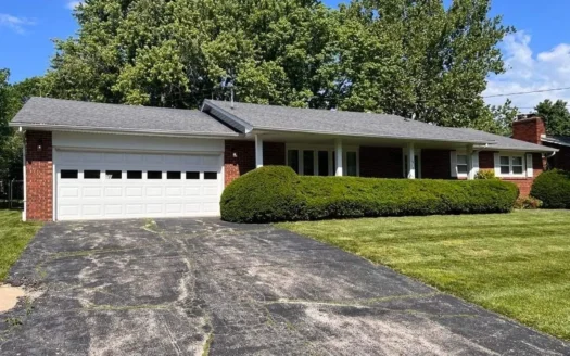 Well-maintained Ranch Home for Sale!