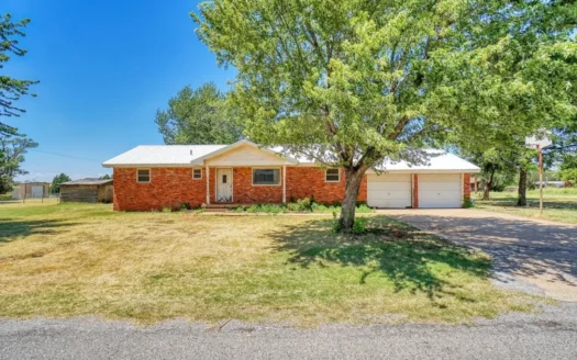 Arapaho, Ok 3 Bed Home for Sale