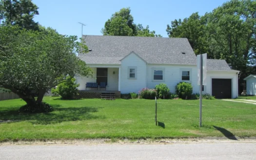 Northeast Missouri Home in Town Scotland County Missouri