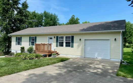 Immaculate Cameron Mo Ranch Home for Sale