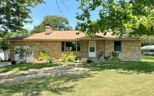 El Dorado Springs Missouri Home in Town for Sale