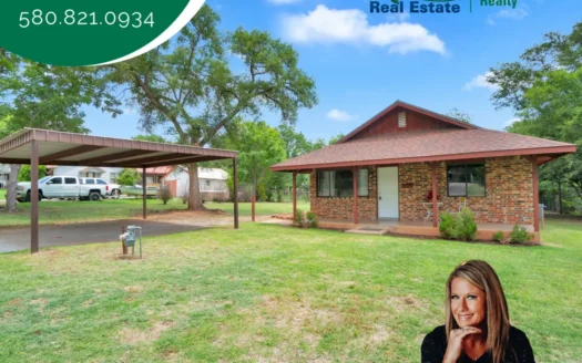 Home for Sale in Sayre, Oklahoma