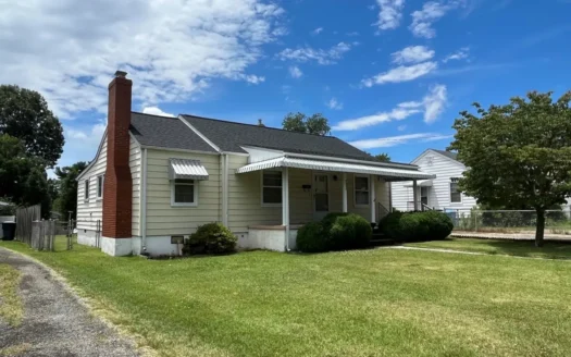 Sweet Home for Sale in Roanoke Va!