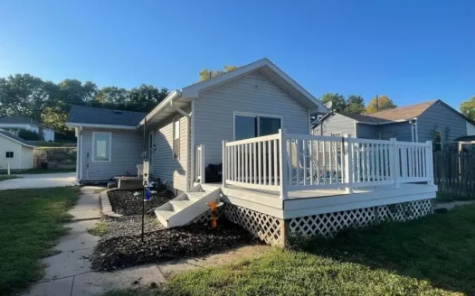 Home for Sale in Missouri Valley Iowa