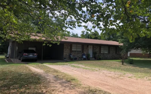 Perfect East Texas Country Starter Home