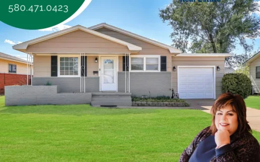 Home for Sale in Altus, Oklahoma