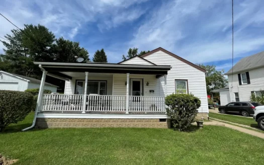 Cadiz Oh 1 1/2 Story Home for Sale