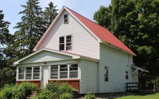 Home for Sale in Braham