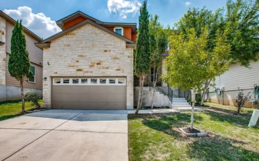 Move in Ready – Super 4 Br Home in South San Antonio