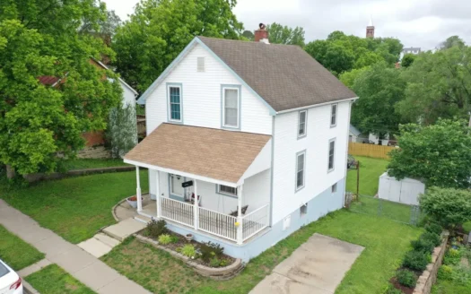 Adorable Home for Sale in Hermann, Mo!