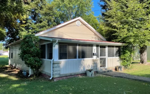 Home in Lewis County Tn