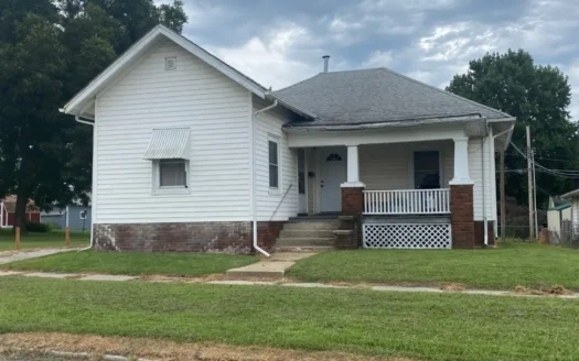 2 Bed 1 Bath Bungalow for Sale Chillicothe, Mo