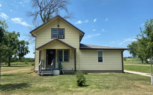 .45 Acres for Sale Woodbine, Ia Harrison Co. Laundry on Main