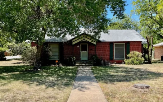 Brick Home for Sale in Brownwood Brown County Texas