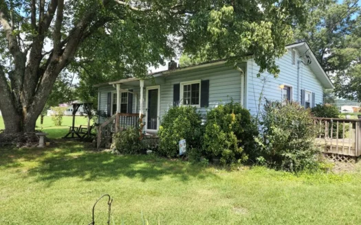 Charming Cottage-style Home for Sale in Taylorsville, Nc!