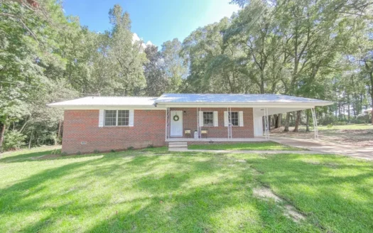 3 Bed / 2 Bath Brick Home for Sale in Town Geneva, Al