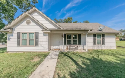 For Sale Home in Town Bowie Texas