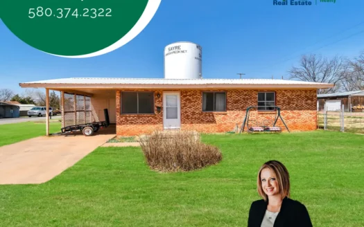 Home for Sale in Sayre, Oklahoma
